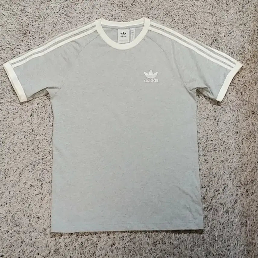 [BUNJANG] Adidas 3 Stripe Round T-Shirt / 아디다스 3 스트라이프 라운드 티셔츠