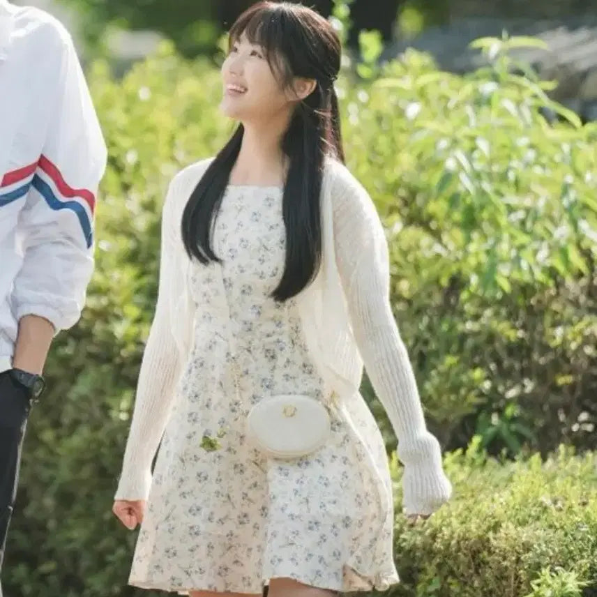 [BUNJANG] Salt & Chocolate Kim Hye-yoon Flower Sleeveless Dress / 솔트앤 초콜릿 김혜윤 나시 원피스