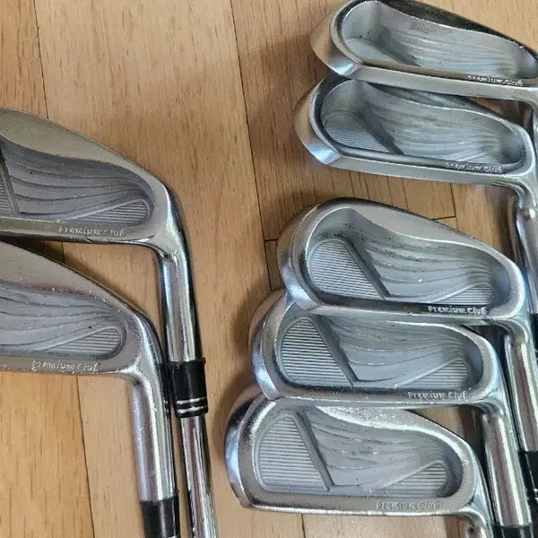 [BUNJANG] Premium Golf Club 7-Piece Iron Set (PROJECT X Shaft) / 프리미엄 클럽 골프채 7개 세트프리미엄 아이언세트(PROJECT X 샤프트)
