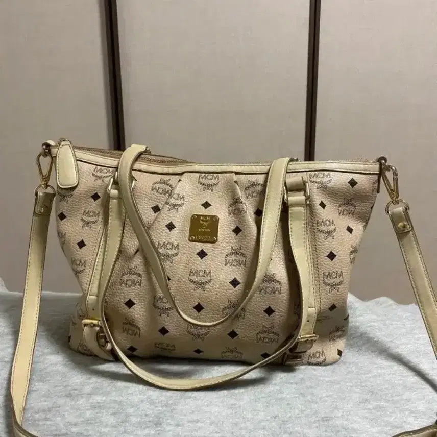 [BUNJANG] MCM Visetos Tote Bag Beige / MCM 비세토스 토트백 베이지