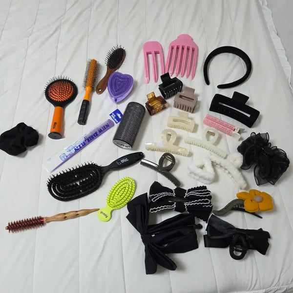 [BUNJANG] Assorted Hair Styling Tools: Hairpiece, Headband, Ribbon, Roll Comb, Curlers, Clips / 헤어미용 도구 모음 / 헤어피스 머리띠 리본 롤빗 그루프 집게 그래비티