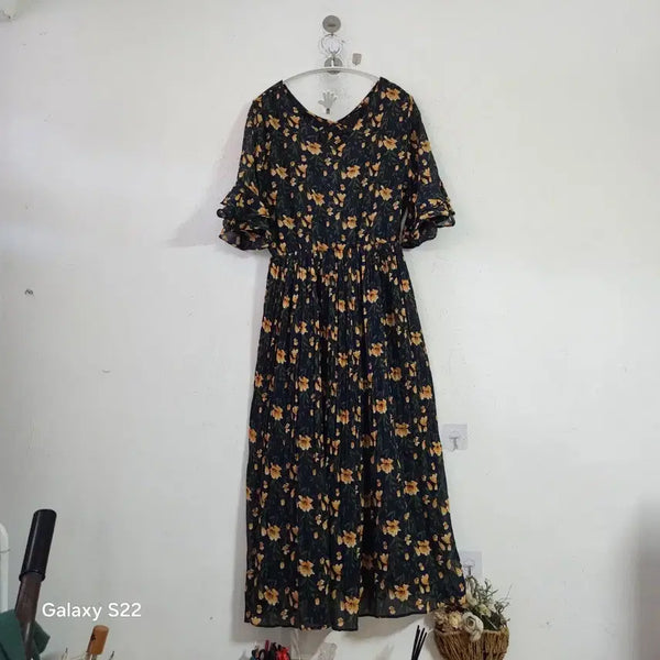 [BUNJANG] Floral Pattern V-Neck Shirring Dress / 플로럴 패턴 브이넥 셔링 원피스