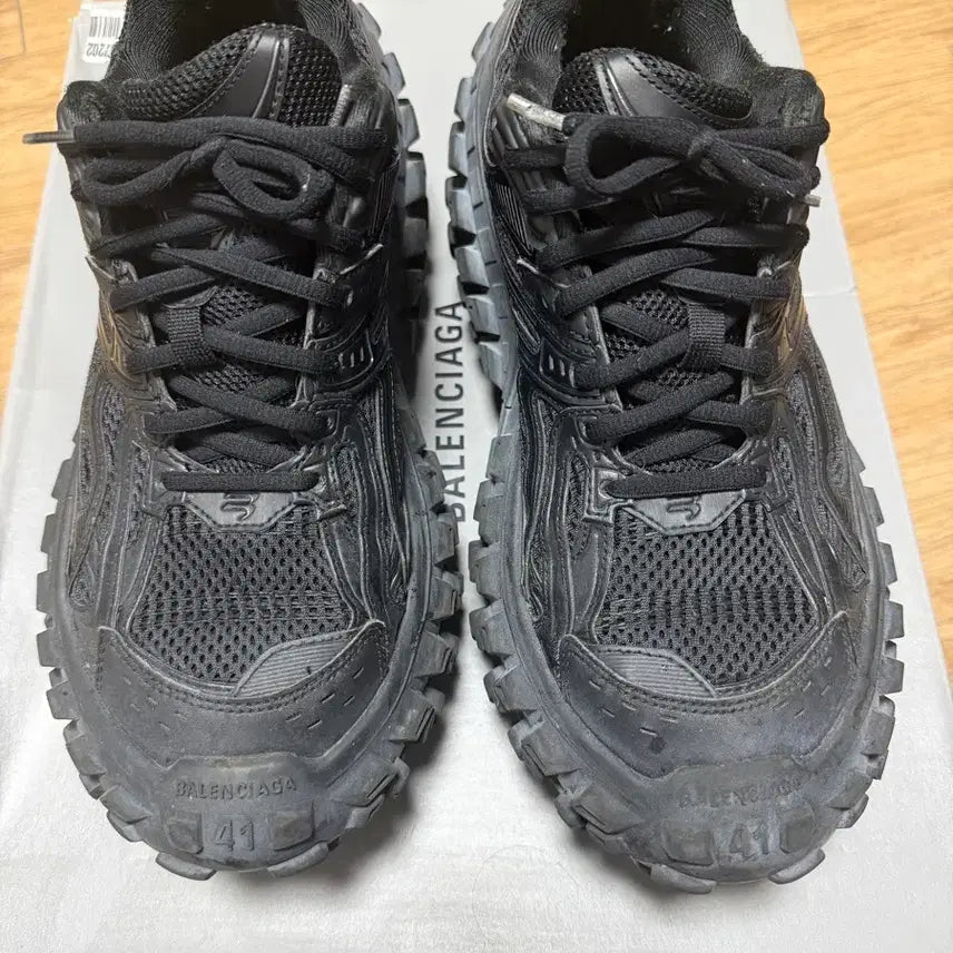 [BUNJANG] Balenciaga Defender Sneakers / 발렌시아가 디펜더 41