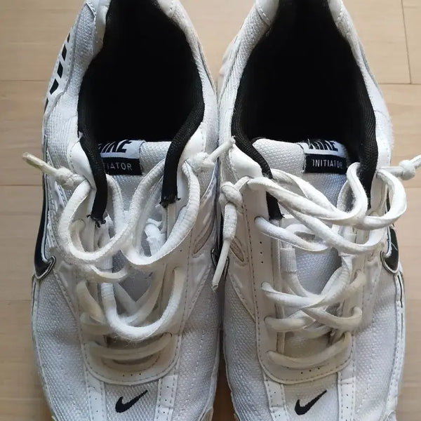[BUNJANG] Nike Initiator Sneakers / 나이키 이니시에이터 운동화 250