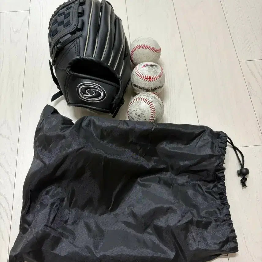 [BUNJANG] Sunbird Baseball Glove and Ball Set / 선버드 야구 글러브 베이스볼 세트