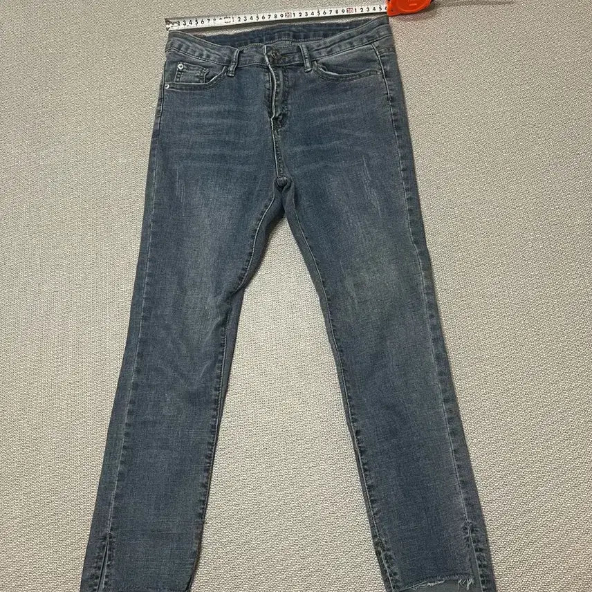 [BUNJANG] Stretch Slim Fit Jeans (Size 27-28) / 스판끼 있는 청바지 27~28사이즈