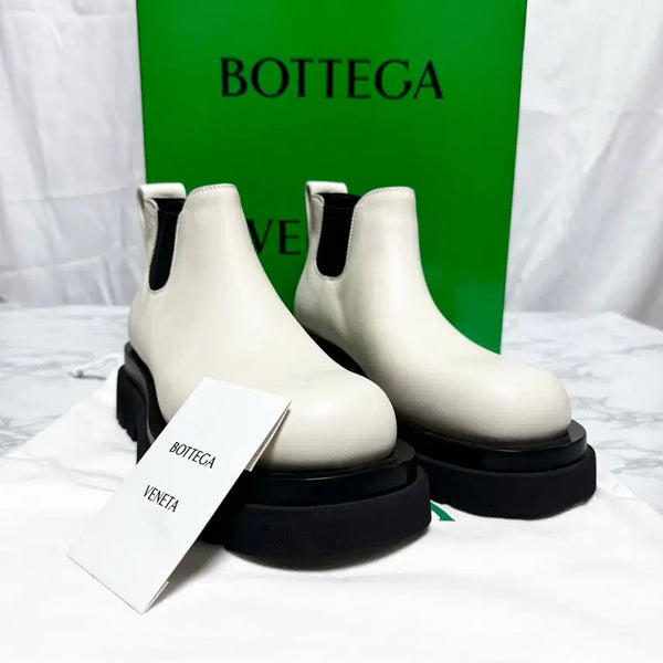 [BUNJANG] Bottega Veneta Chelsea Boots Ivory / [새상품급] 보테가베네타 첼시 부츠 아이보리