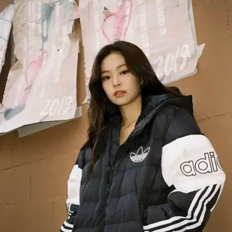 [BUNJANG] Adidas Cropped Puffer Down Jacket (Jennie & Joy Style) / 제니 조이 아디다스 푸퍼 패딩자켓 크롭 푸퍼 패딩