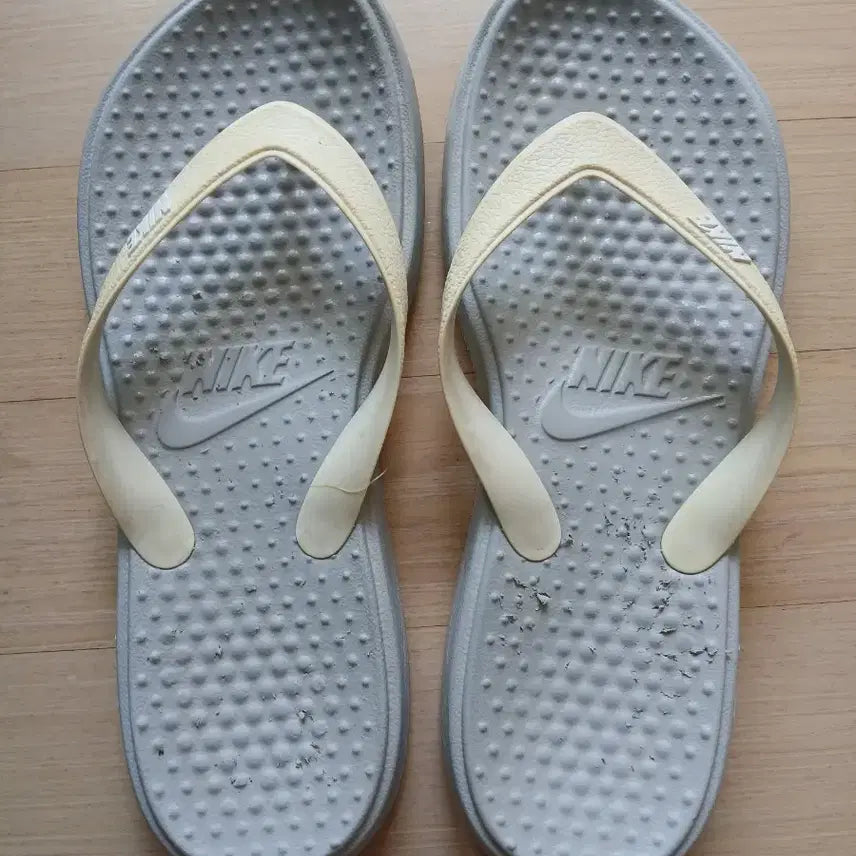 [BUNJANG] Nike Gray Slides Sandals (240-245) / 나이키 그레이 쪼리 240-245 샌달