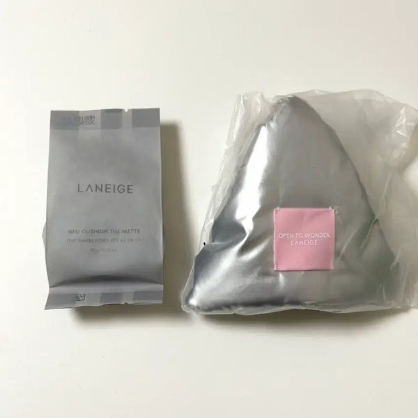 [BUNJANG] Laneige Neo Cushion Matte Refill (17W Warm Ivory) with Pouch / [새상품] 라네즈 네오 쿠션 더매트 17w 웜 아이보리 리필+파우치