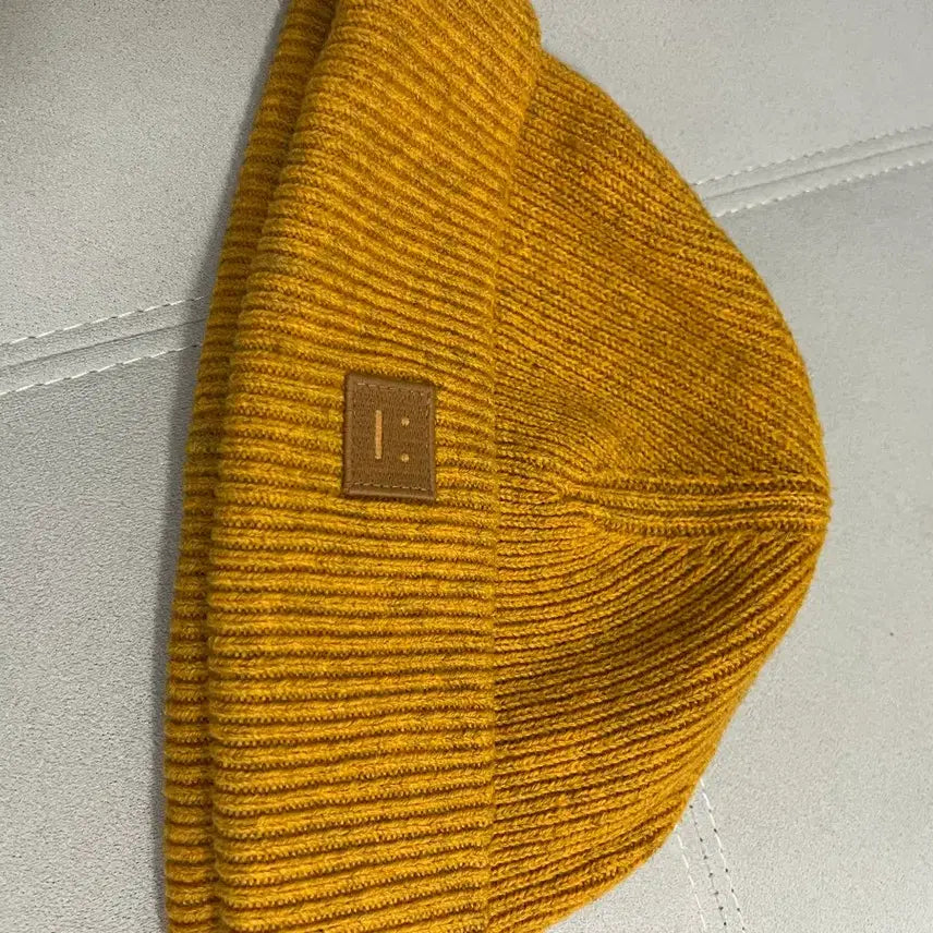 [BUNJANG] Acne Studios Beanie Mustard Yellow / 아크네 스튜디오 비니 머스타드 옐로우