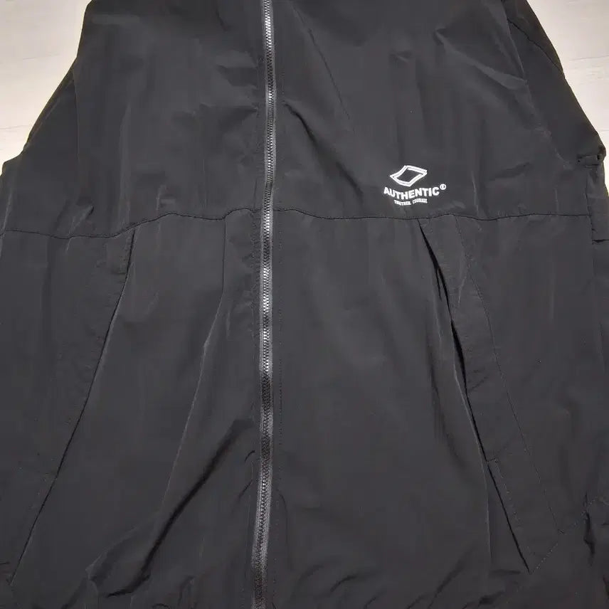 [BUNJANG] Authentic Black Hooded Zip-Up Jacket / AUTHENTIC 후드 집업 블랙 형곡동 직거래