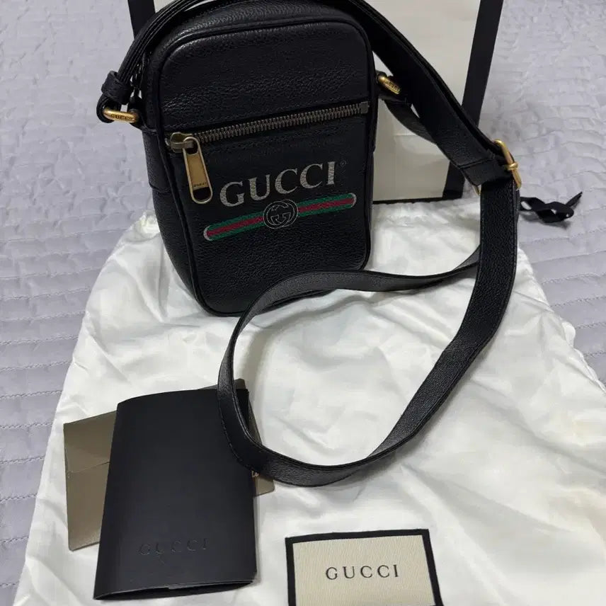[BUNJANG] Gucci GG Logo Mini Crossbody Bag / 구찌 GG로고 미니 크로스백