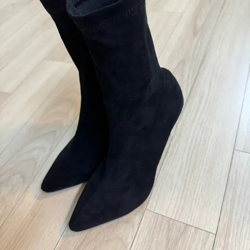 [BUNJANG] Black Suede Ankle Boots 230 / 블랙 스웨이드 앵클 부츠 새상품