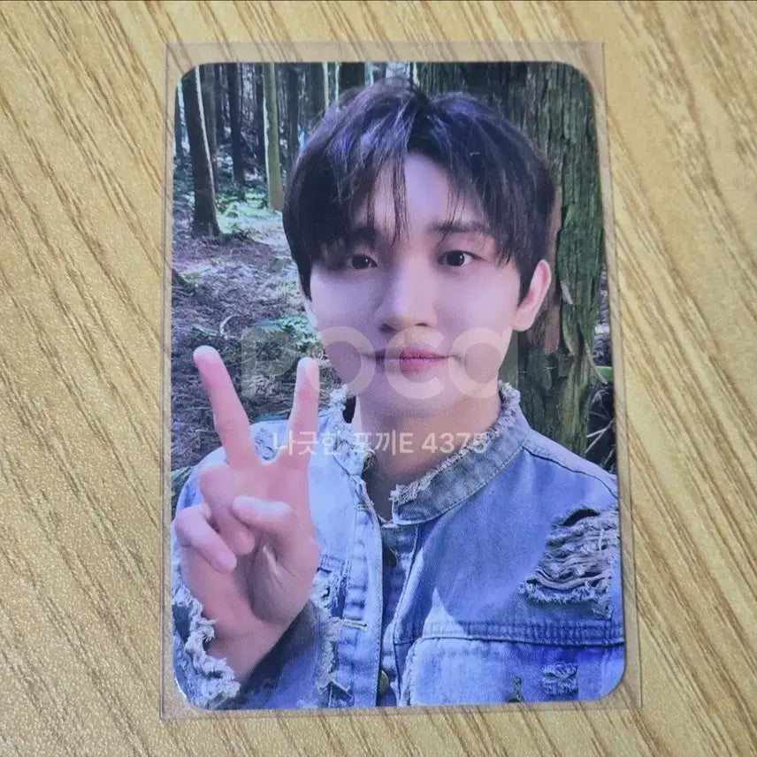 [BUNJANG] Lucy Woosang Childish Who's Fan POB Photocard / 루시 원상 포카 차일디쉬 후즈팬 미공포