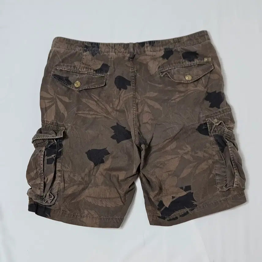 [BUNJANG] Henry Cotton Camouflage Cargo Shorts / 헨리코튼 카고포켓 반바지 숏팬츠 밀리터리 플라쥬 실리콘로고 34-35