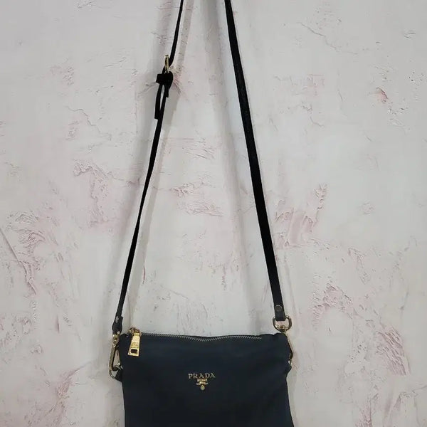 [BUNJANG] Black Nylon Mini Crossbody Bag / 여성미니  크로스백 블랙