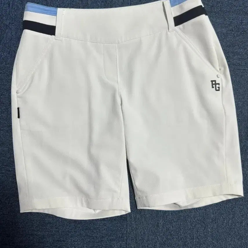[BUNJANG] PG Golf Wear White Shorts / PG 골프웨어 반바지 화이트