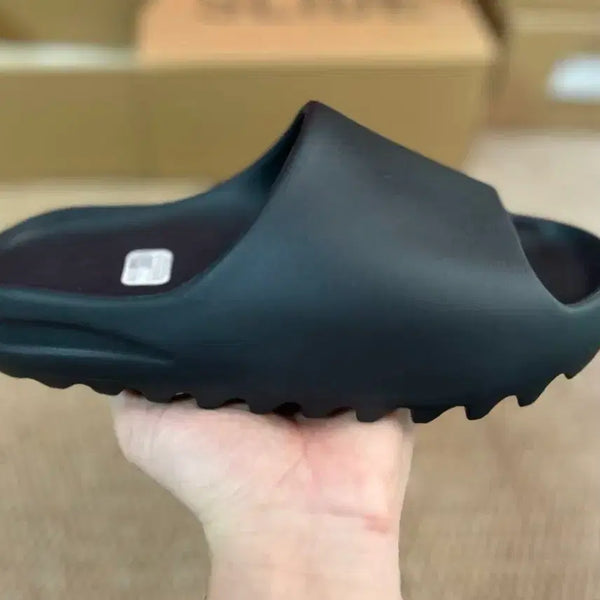 [BUNJANG] Adidas Originals Yeezy Slide EVA Black / adidas originals Yeezy Slide EVA 일자 슬리퍼 블랙