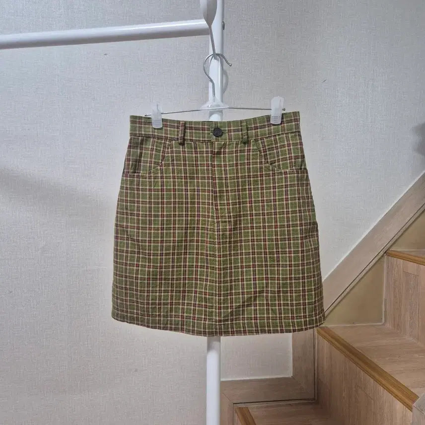 [BUNJANG] Green and Beige Plaid Mini Skirt / 체크무늬 미니스커트