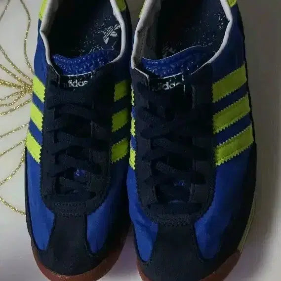[BUNJANG] Adidas Sneakers Blue/Fluorescent Size 27 / 아디다스 스니커즈 블루/형광 27