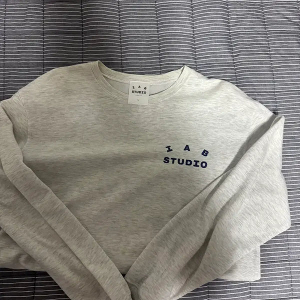 [BUNJANG] IAB Studio Long Sleeve Sweatshirt Light Gray / 아이앱 스튜디오 롱슬리브