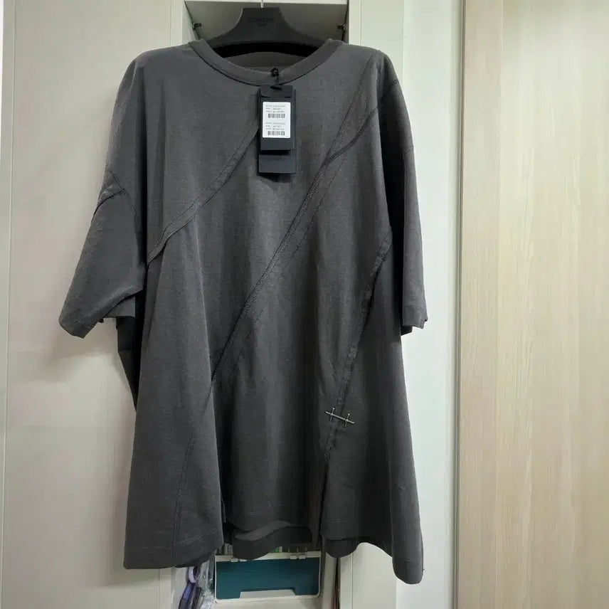 [BUNJANG] Songzio Elliot Emil Glide T-Shirt Grey / 송지오 엘리엇 에밀 글라이드 티셔츠 48 그레이