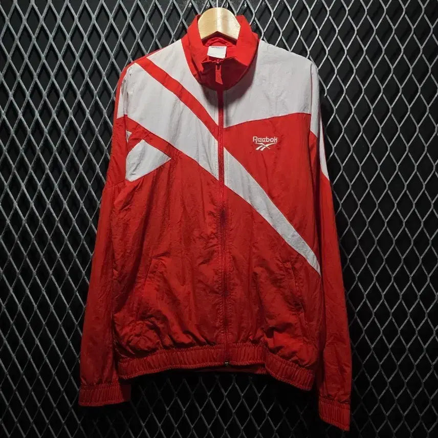 [BUNJANG] Reebok Windbreaker Jacket / 리복 바람막이 M