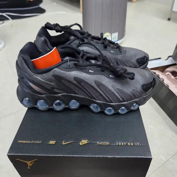 [BUNJANG] Nike Air Max DN Black Sneakers (250mm) / 나이키 에어맥스 dn 블랙 250 팝니다