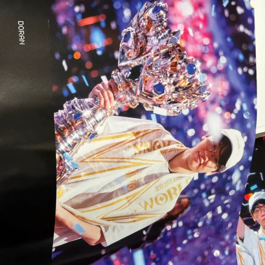 [BUNJANG] T1 Doran 2025 Worlds Poster / 2025 T1도란 월즈 포스터 판매
