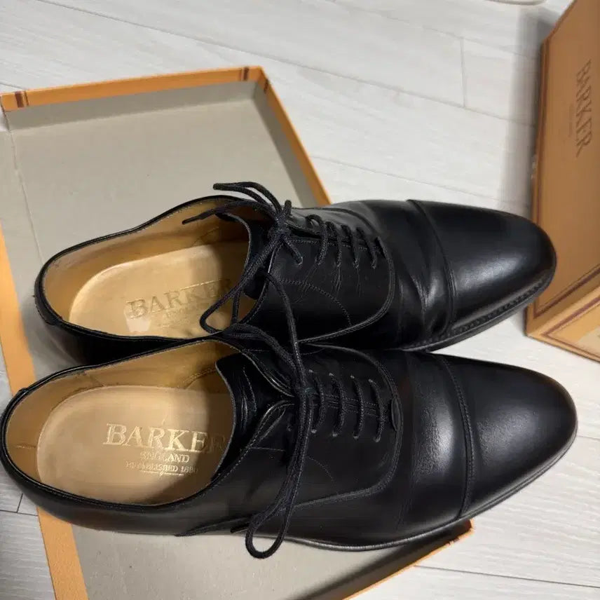 [BUNJANG] Barker England Oxford Straight Tip Shoes / [BARKER ENGLAND] 바커 잉글랜드 옥스포드 스트레이트 팁