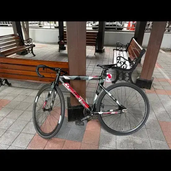 [BUNJANG] Constantine Pattern Red Bicycle / 콘스탄틴 패턴레드 급처