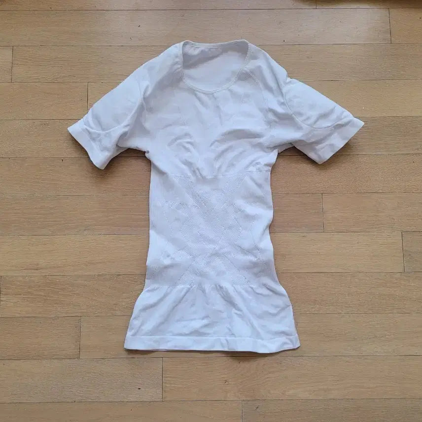 [BUNJANG] Bodyking Men's Padded Shoulder Short Sleeve T-Shirt / 남자보정속옷 남성 어깨뽕 반팔티셔츠 바디킹