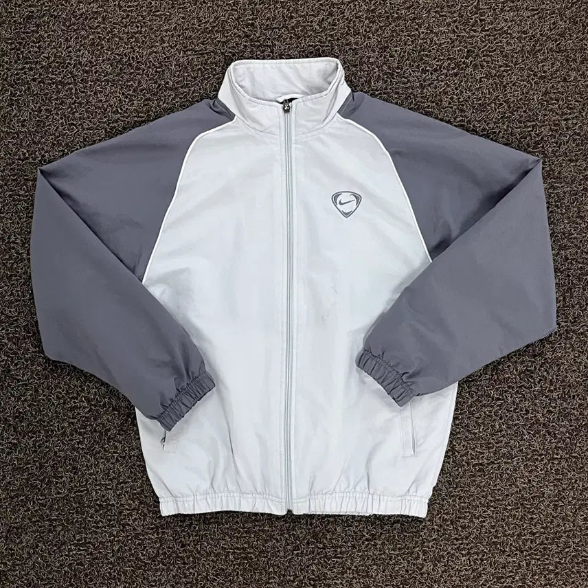 [BUNJANG] Nike Women's Vintage Windbreaker (L) / 나이키 여성 올드스쿨 바람막이 (L)
