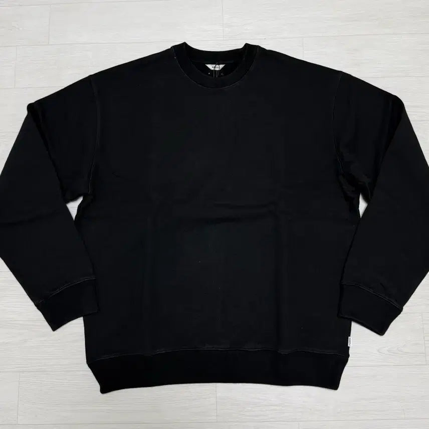 [BUNJANG] Black Acrylic Boxy Sweatshirt / 아크릴 박시 스웻셔츠 맨투맨 블랙 4사이즈