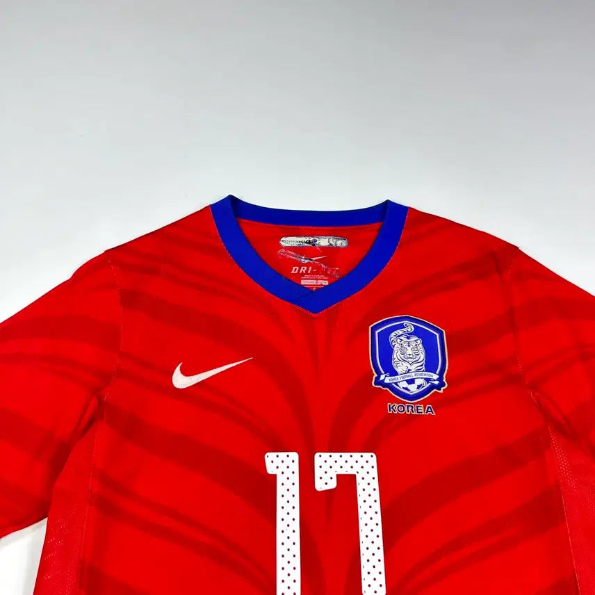 [BUNJANG] Nike South Korea National Team 2010 Lee Chung-yong Soccer Jersey (S) / 나이키 대한민국 국대 10시즌 이청용 축구유니폼 (S)