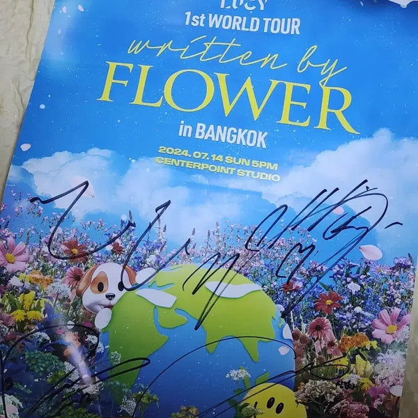 [BUNJANG] Lucy 1st World Tour 'Written by Flower' Bangkok Concert Autographed Poster / 루시 방콕 콘서트 친필 싸인포스터