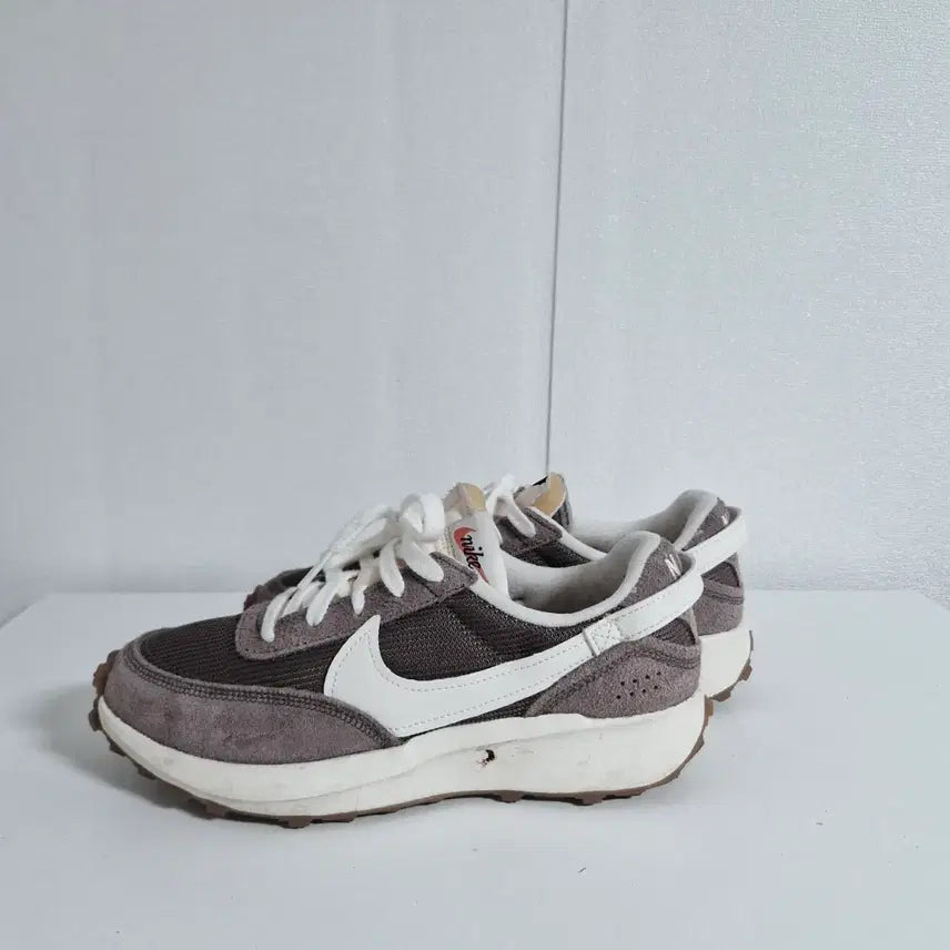 [BUNJANG] Nike Waffle Debut Vintage (240) / 나이키 와플 데뷔 빈티지(240)