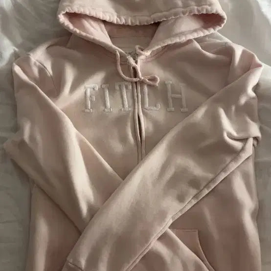 [BUNJANG] Abercrombie & Fitch Baby Pink Strawberry Milk Hoodie Zip-Up / 아베크롬비 딸기우유 핑크 후드집업