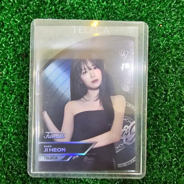 [BUNJANG] Fromis_9 Baek Ji-heon Special Photocard / 테레카 백지헌 sp