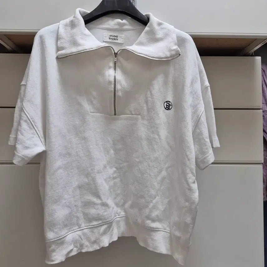 [BUNJANG] Studio Tomboy Half-Zip T-Shirt / 스튜디오 톰보이. 면 반짚업티셔츠 23년2월생산