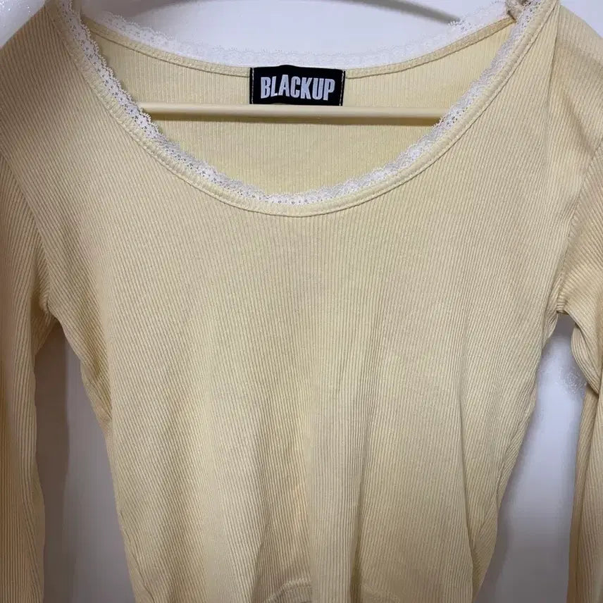 [BUNJANG] Black Up Yellow Lace Crop Long Sleeve Top / 블랙업 연노랑 레이스 크롭 긴팔