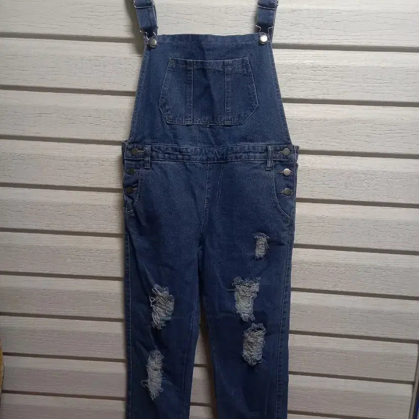 [BUNJANG] Destroyed Style Denim Overalls Jeans / 청바지 멜빵 바지 찢어진 스타일 s새제품