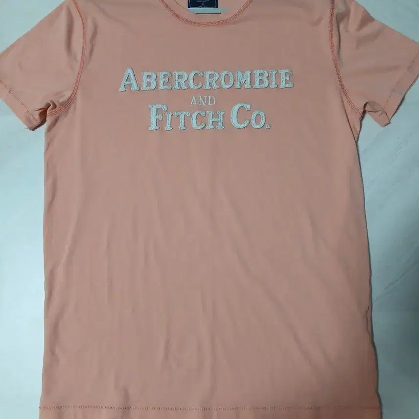 [BUNJANG] Abercrombie & Fitch Short Sleeve T-Shirt Apricot S / 아베크롬비앤피치 반팔 살구색s