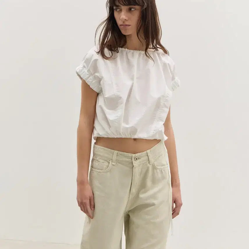 [BUNJANG] Rava Crispy Volume Cropped Blouse / (르바) Crispy Volume Cropped Blouse