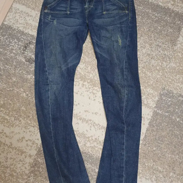 [BUNJANG] Levi's Engineered Jeans 1st Gen Slim Fit Y2K Jeans (Size 25) / [오리지널 Y2K] 리바이스 엔지니어드진 1세대 슬림진 (25사이즈)