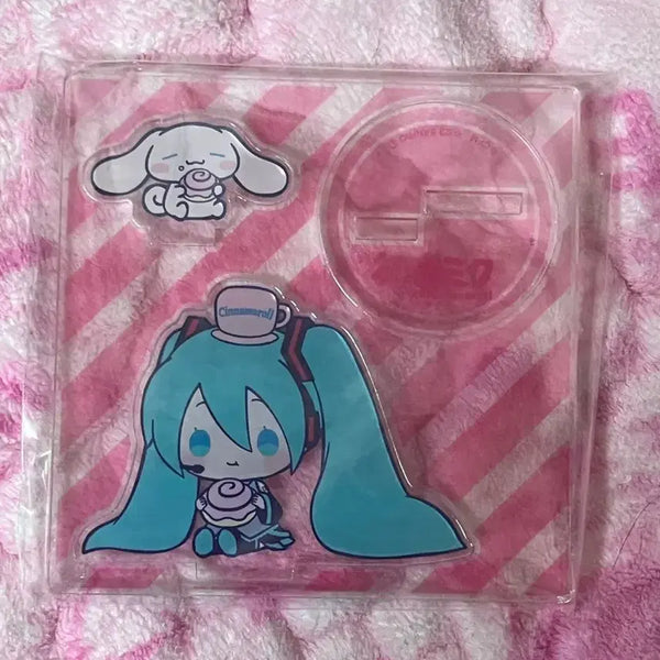 [BUNJANG] Cinnamoroll x Hatsune Miku Acrylic Stand / 시나모롤 하츠네 미쿠 아크릴 스탠드