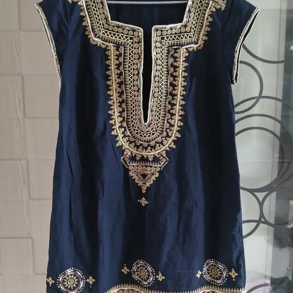 [BUNJANG] Navy Embroidered V-Neck Short Sleeve Dress / 원피스