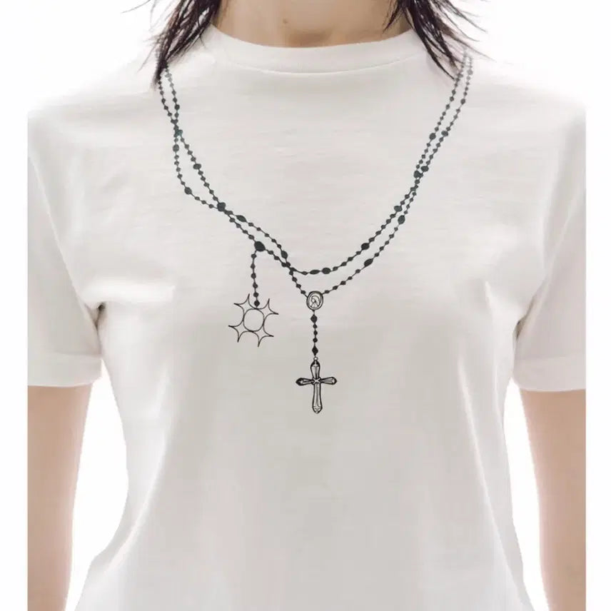 [BUNJANG] White T-Shirt with Cross Necklace Print / 반팔티 십자가 목걸이 프린팅 흰색