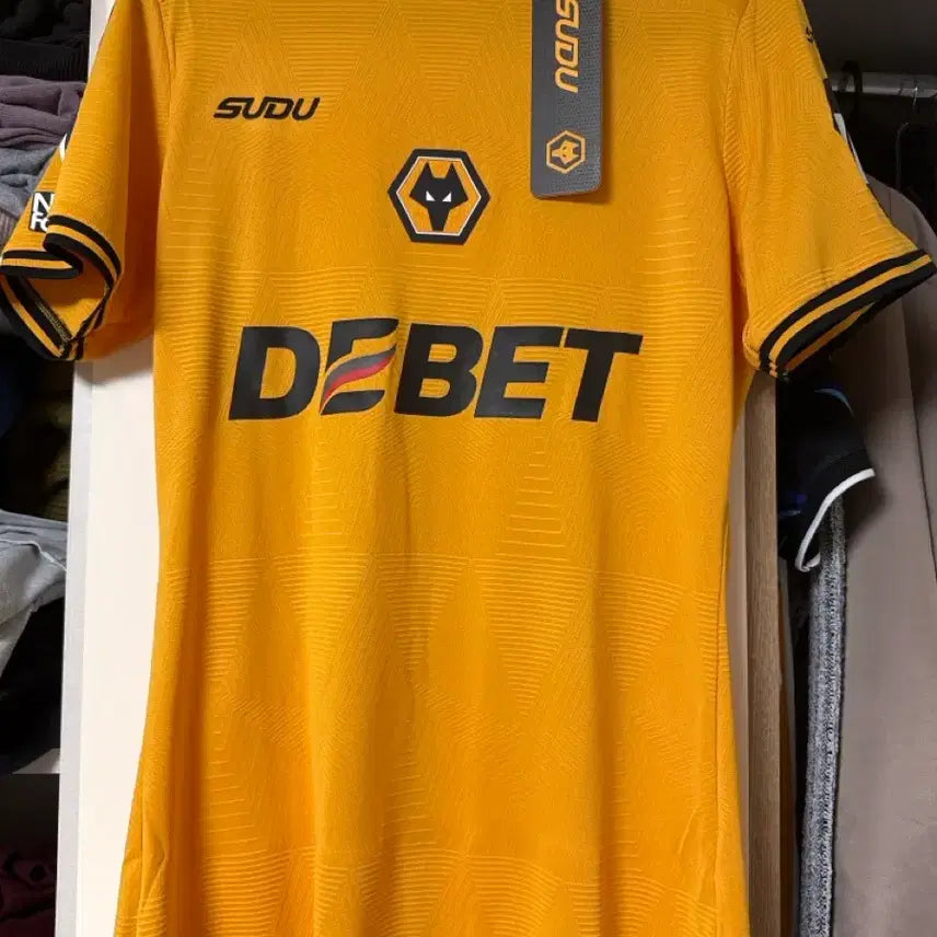 [BUNJANG] Hwang Hee-chan Wolverhampton Wanderers FC 24-25 Authentic Home Jersey M Size / 가격 내림!! 울버햄튼 황희찬 24-25 어센틱 급처